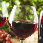 【ボルドーワイン】フランス・ボルドー産の有名な赤ワイン,白ワイン一覧,格付け,安くて美味しいおすすめ銘柄,グラス！